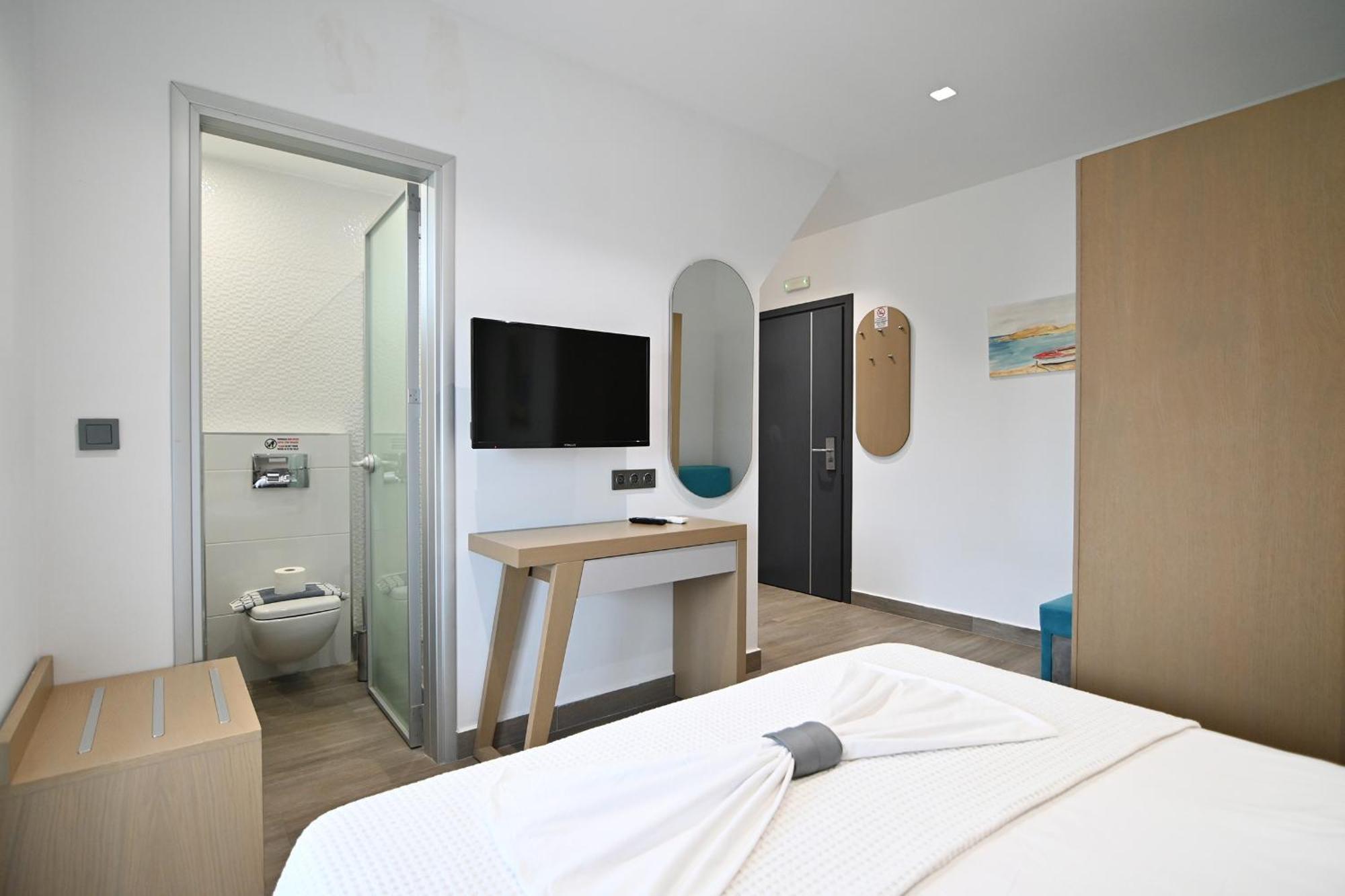 Amalia Rooms Sea View Vrasná Kültér fotó
