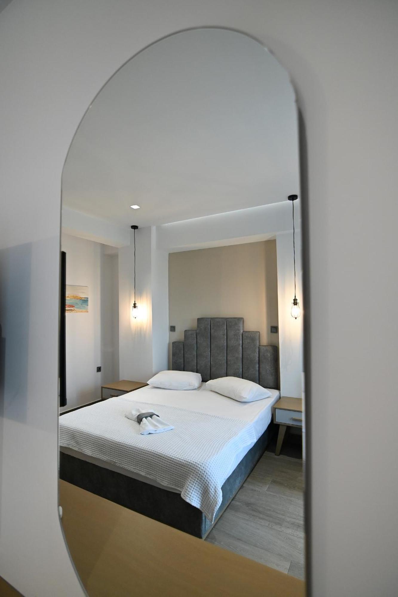 Amalia Rooms Sea View Vrasná Kültér fotó